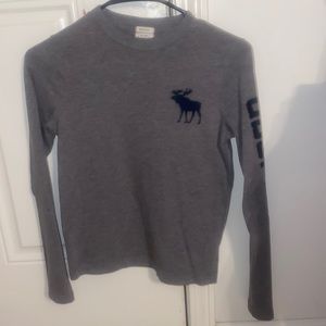 Boys Small Abercrombie Muscle Long Sleeve T-shirt.